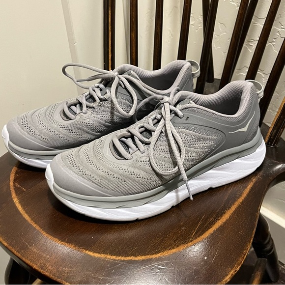 Hoka AKASA Running Shoes 1099739FGSS Gray Cushion Sneakers Womens Size 8.5 - Picture 1 of 8